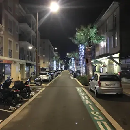 Апартаменты Casa Del Mar - Beautiful Two Bedroom Penthouse Сент-Максим