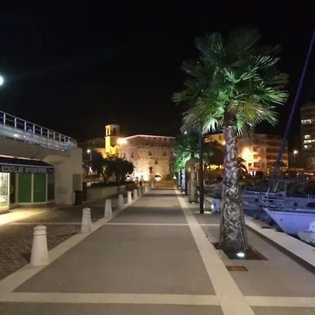 شقة Casa Del Mar - Beautiful Two Bedroom Penthouse